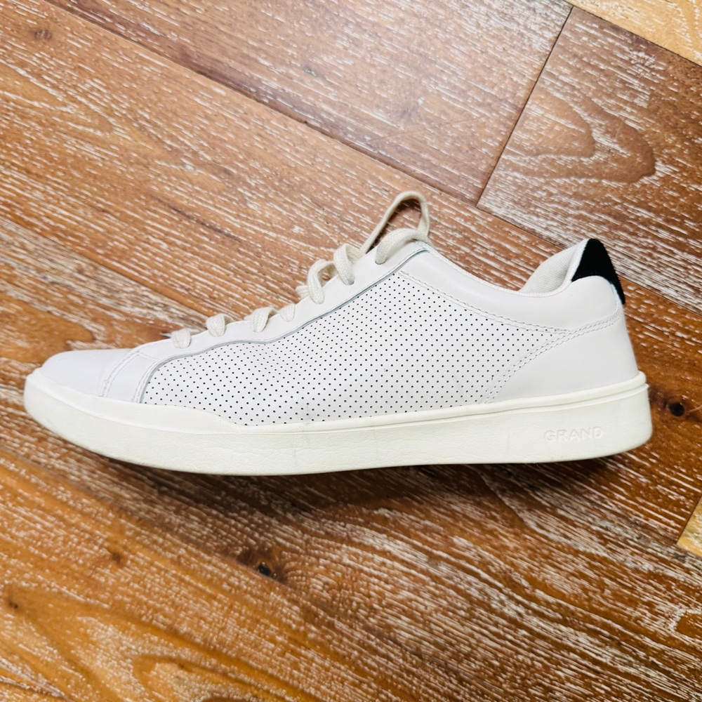 Cole Haan Men’s White Leather Lightweight Sneakers Shoes / Men’s 10 M / C40832 - Picture 2 of 9